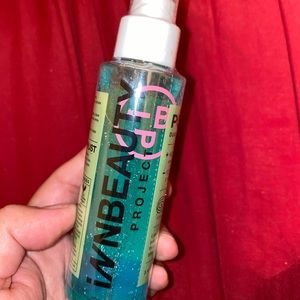 Dual phase setting face mist